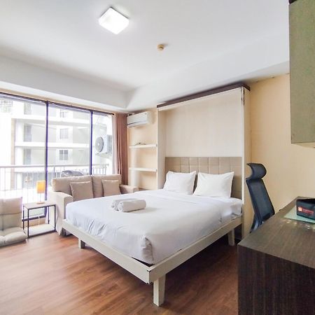 Simply And Comfy Studio Room Apartment Beverly Dago By Travelio Bandung Dış mekan fotoğraf