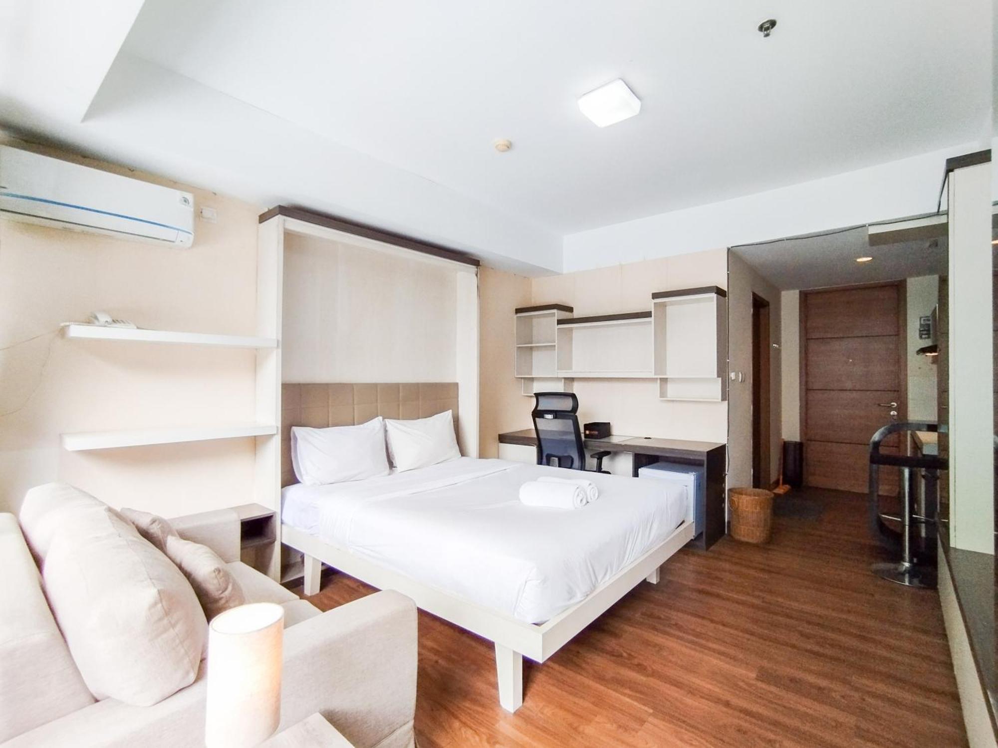 Simply And Comfy Studio Room Apartment Beverly Dago By Travelio Bandung Dış mekan fotoğraf