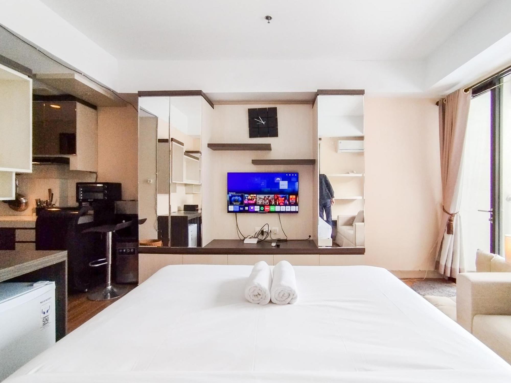 Simply And Comfy Studio Room Apartment Beverly Dago By Travelio Bandung Dış mekan fotoğraf